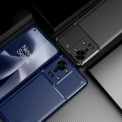 OnePlus Nord 2T 5G juoda Carbon Fiber nugarėlė 1