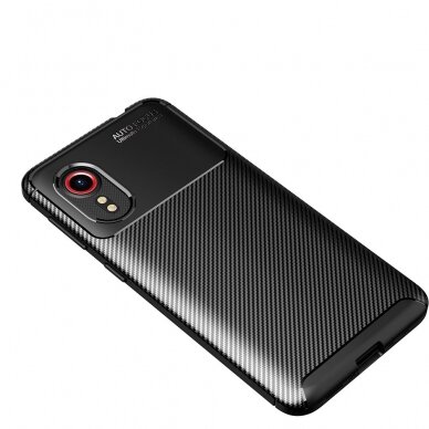 Samsung Xcover 5 juoda Carbon Fiber nugarėlė 3